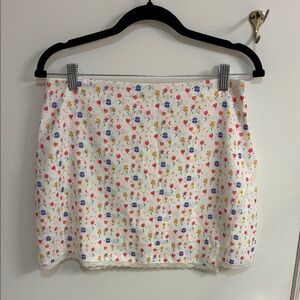 Princess Polly White Floral Mini Skirt in Sz 6